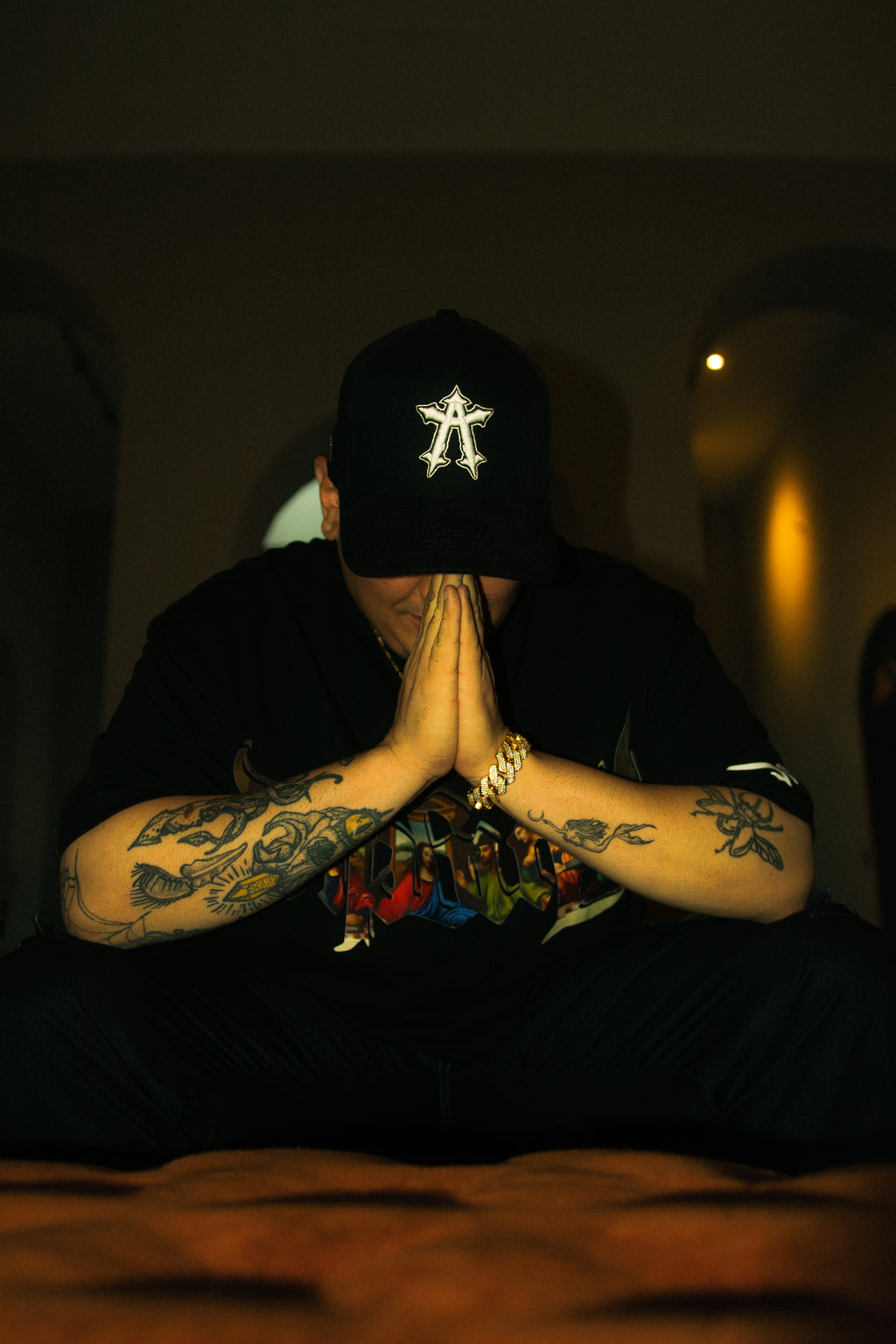 “PRAY FOR UZ” BLACK T SHIRT (RELAXED OVERSIZE FIT)